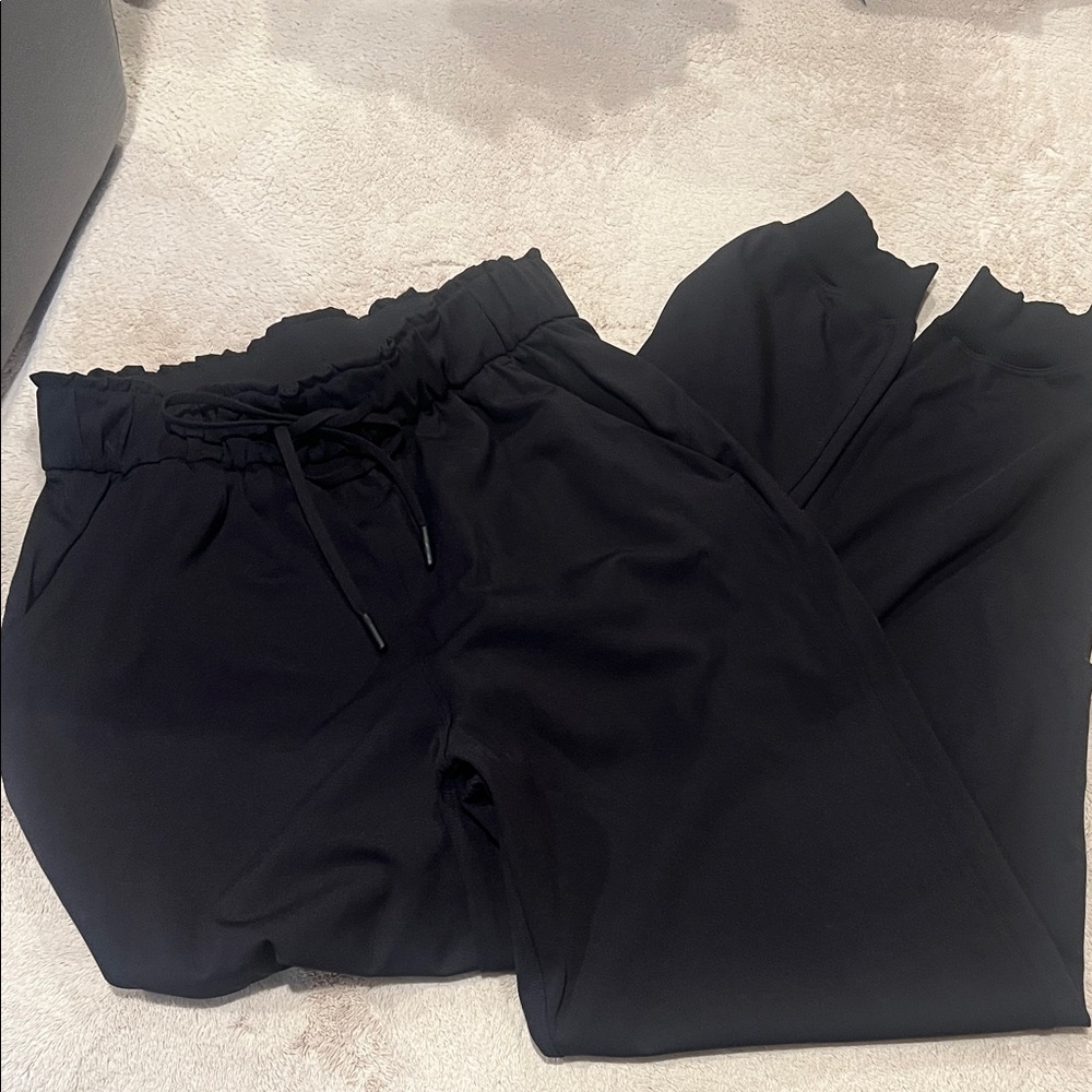 Lululemon Black joggers